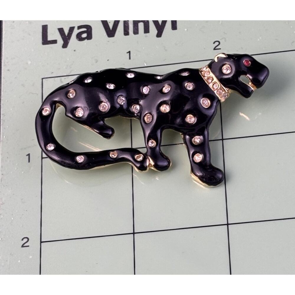 Vintage 1980’s BLACK Leopard Brooch Goldtone Enamel Rhinestone 2.5 Inches EUC - Picture 6 of 6